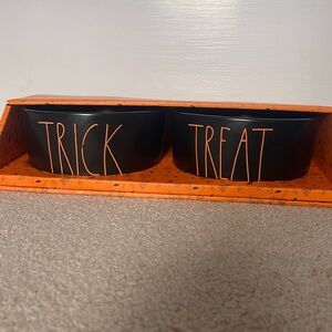 Rae Dunn 6” Black Halloween Pet Bowl NIB